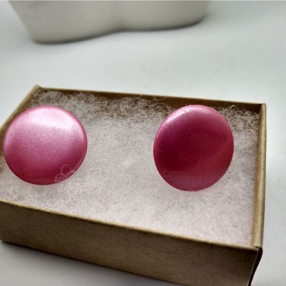 Barbie core pink round disc‎ earrings 1980s vintage for pierced ears - Picture 1 of 2